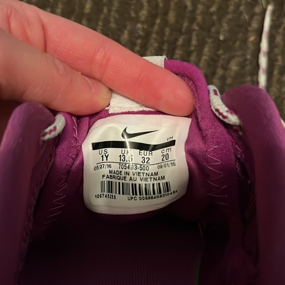 Purple Nike Runners - Size 1Y - Picture 3 of 4